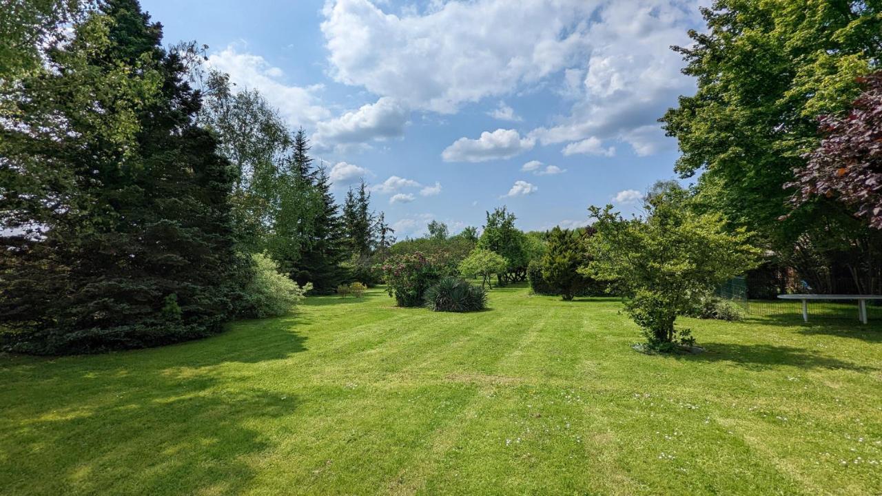 Le Clos Des Ecureuils - D'hotes Sainte-Marie-la-Blanche